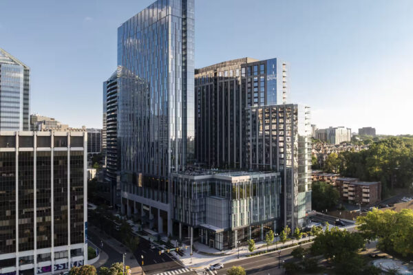 Photo of the Hilton Rosslyn The Key Hotel in Washington, D.C.